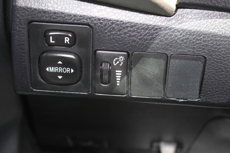 Used 2014 Toyota Corolla LE w/ Protection Package FWD image 20