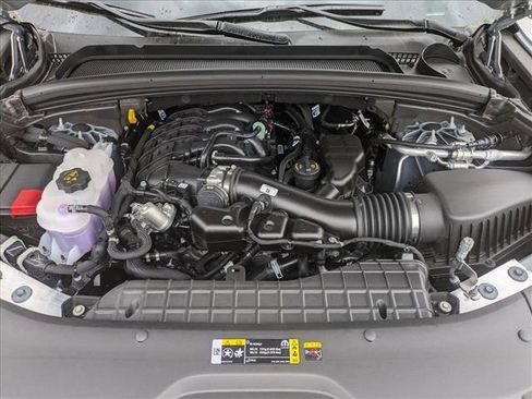 New 2025 Jeep Grand Cherokee L Altitude image 17