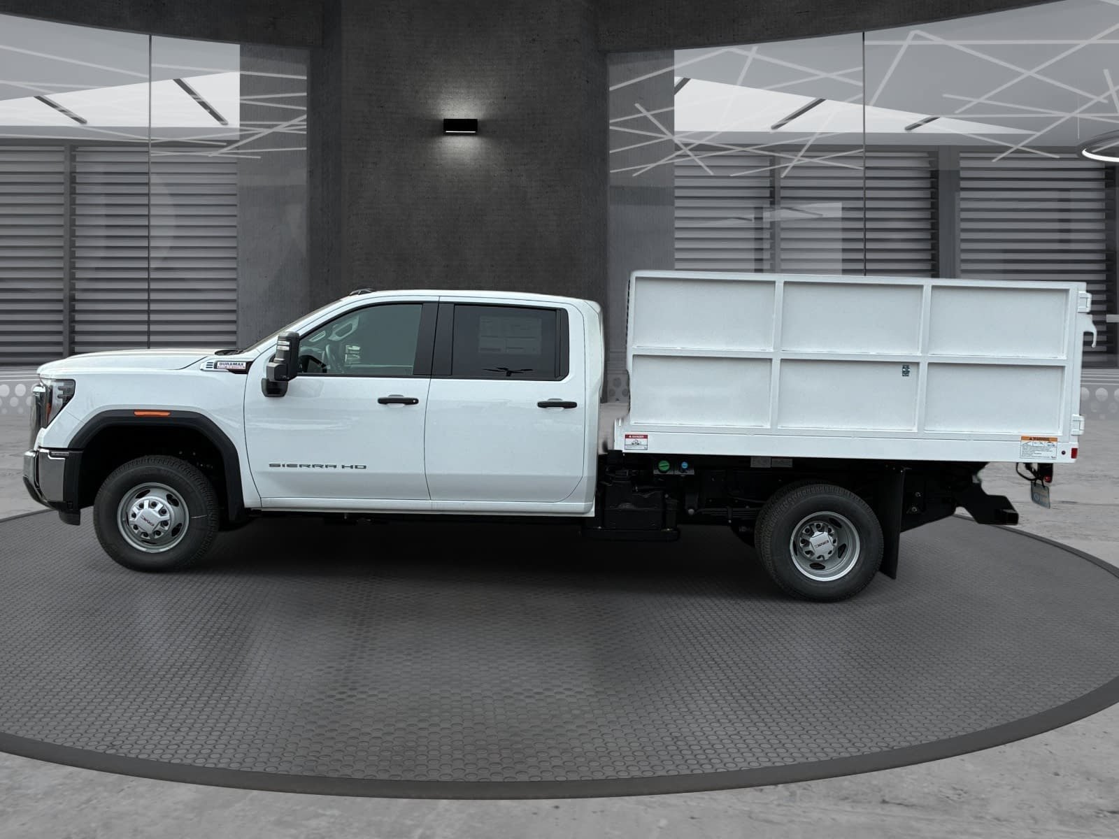 Used 2025 GMC Sierra 3500 Pro w/ Convenience Package AWD/4WD image 8