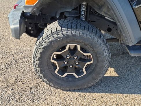 Used 2020 Jeep Gladiator Rubicon image 7