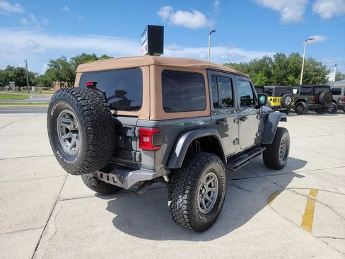 Used 2021 Jeep Wrangler Unlimited Rubicon AWD/4WD image 5