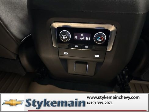 Used 2021 Chevrolet Suburban Z71 image 20