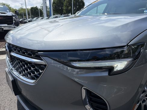 Used 2023 Buick Envision Avenir FWD image 6