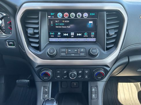 Used 2019 GMC Acadia Denali w/ Technology Package image 22