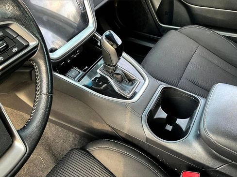 Used 2021 Subaru Legacy Premium image 12