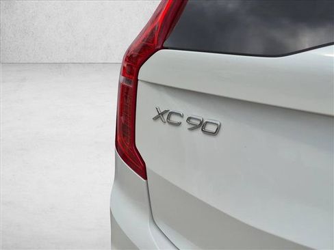 Used 2021 Volvo XC90 T6 Inscription w/ Protection Package Premier AWD/4WD image 13