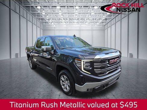 Used 2025 GMC Sierra 1500 SLT RWD image 1