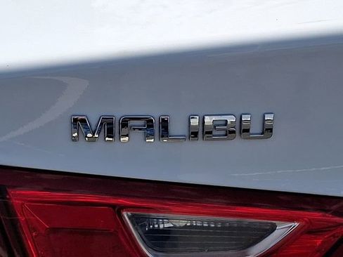 Used 2017 Chevrolet Malibu LT w/ Leather Package image 30