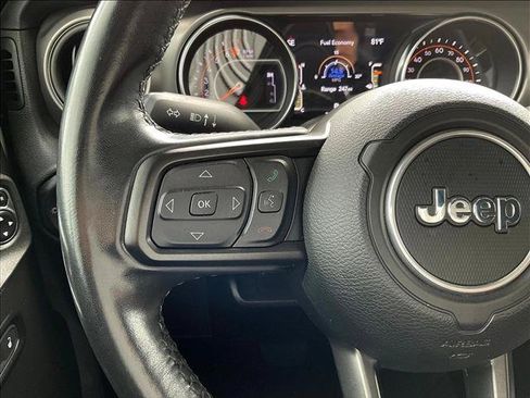 Used 2021 Jeep Gladiator Sport AWD/4WD image 20