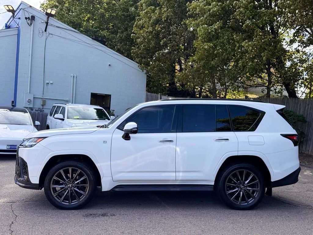Used 2024 Lexus LX 600 F Sport AWD/4WD image 3