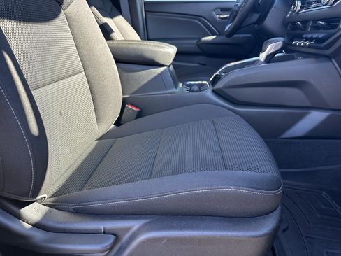 Certified 2024 GMC Canyon Elevation image 14