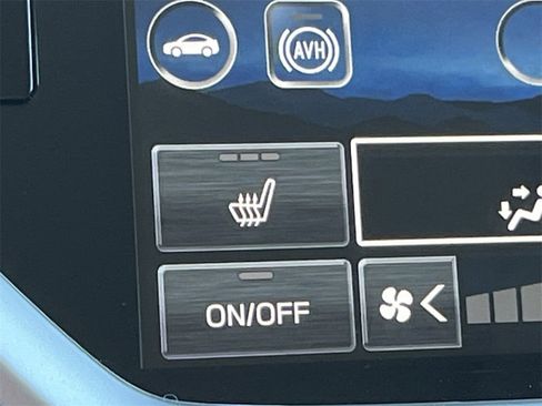 New 2025 Subaru Ascent Limited image 31