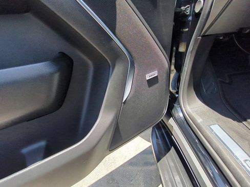 Used 2024 GMC Yukon XL SLT RWD image 24