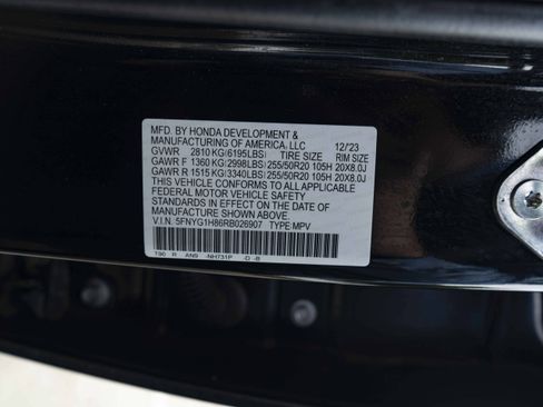 Used 2024 Honda Pilot Elite image 49