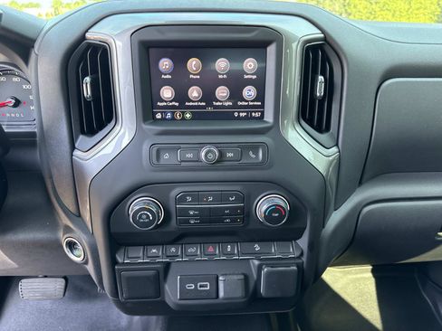 Used 2024 Chevrolet Silverado 1500 Custom Trail Boss AWD/4WD image 21