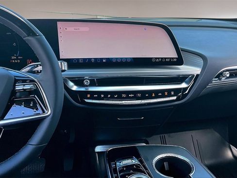 New 2026 Cadillac Lyriq Premium Luxury image 7