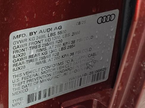 Certified 2025 Audi Q5 Prestige image 36