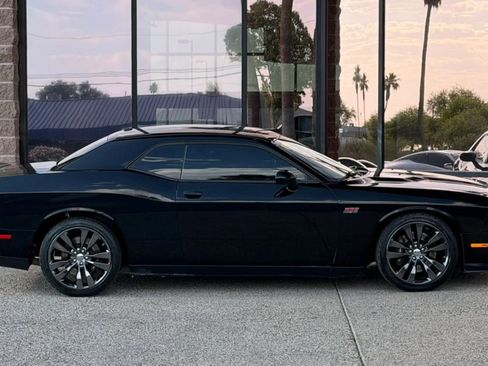 Used 2014 Dodge Challenger SRT8 Core w/ Electronics Convenience Group RWD image 20