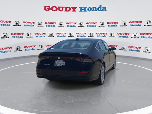 Certified 2023 Honda Accord LX image 8
