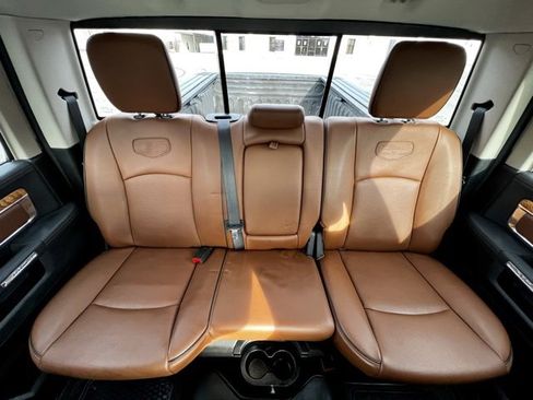 Used 2016 RAM 1500 Laramie Longhorn w/ Convenience Group image 27