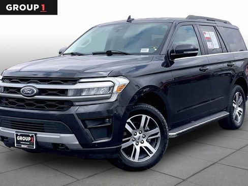 Used 2023 Ford Expedition XLT AWD/4WD image 1
