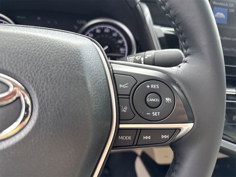 Used 2024 Toyota Camry XLE w/ Navigation Package image 25