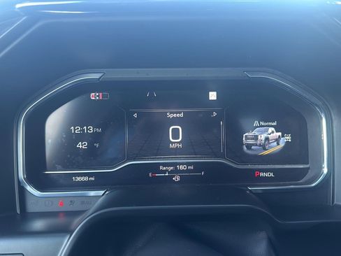 Used 2025 GMC Sierra 2500 AT4 image 20