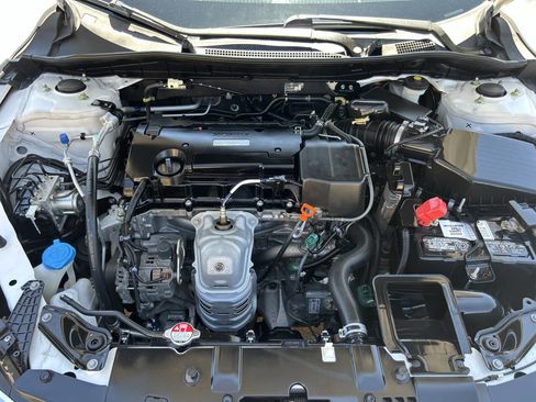 Used 2016 Honda Accord LX image 2