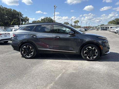 Used 2023 Kia Sportage SX image 6