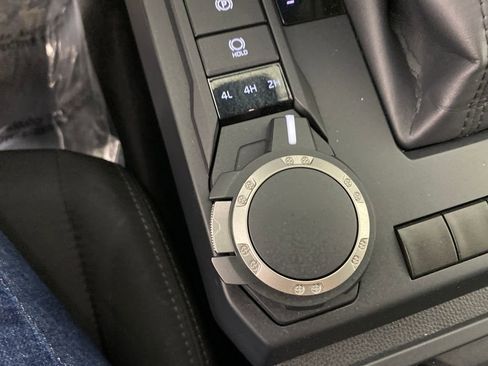 Certified 2025 Toyota Tacoma SR image 21