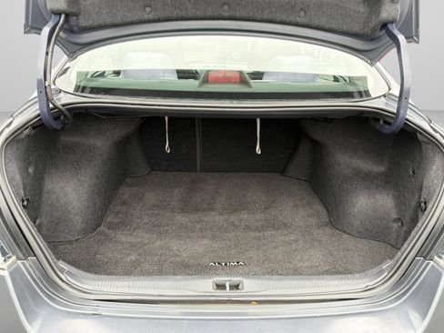 Used 2012 Nissan Altima 2.5 S FWD image 11