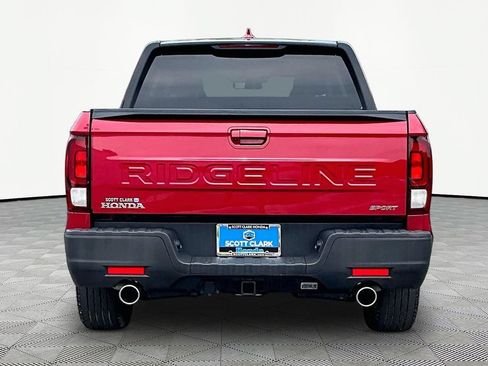 Used 2025 Honda Ridgeline Sport image 7