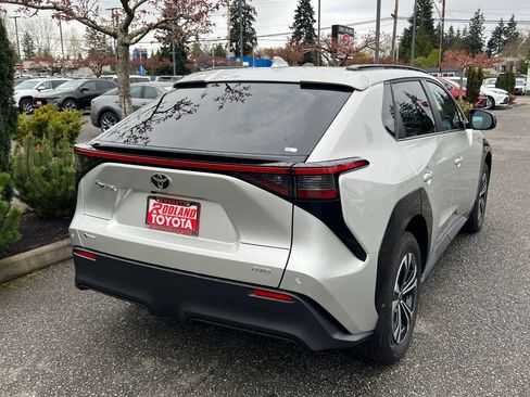Certified 2025 Toyota bZ4X AWD w/ Weather Package image 7