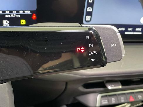 New 2026 Audi Q3 quattro 2.0T AWD/4WD image 41