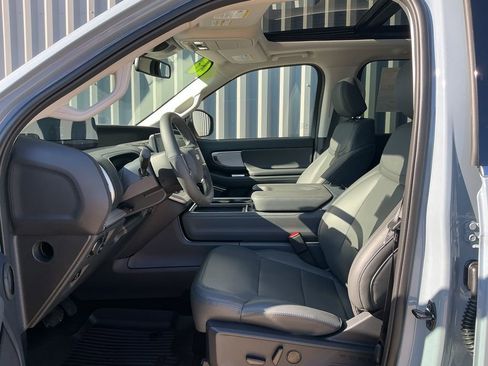 New 2026 Ford Expedition Max Active image 8