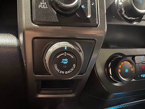 Used 2020 Ford F150 XLT w/ Equipment Group 302A Luxury AWD/4WD image 36