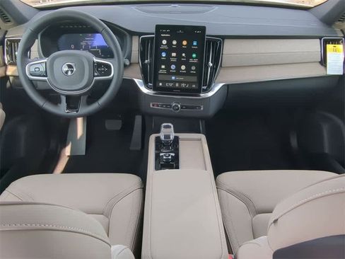 New 2026 Volvo XC90 B6 Plus w/ Protection Package Premier image 14