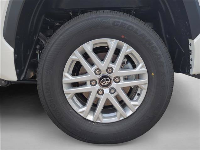 Certified 2026 Toyota Tundra SR5 w/ SR5 Premium Package AWD/4WD image 9