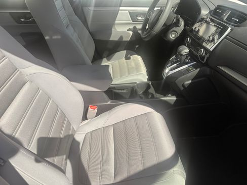 Used 2017 Honda CR-V LX image 10