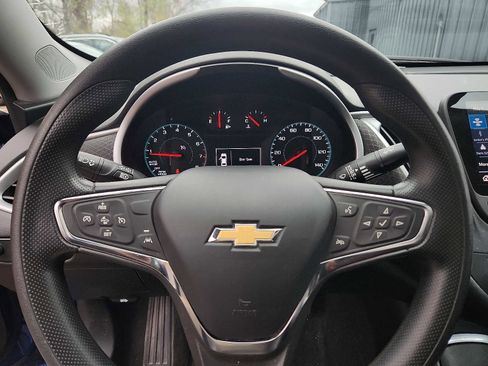 Used 2023 Chevrolet Malibu LT image 19