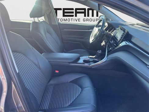 Used 2023 Toyota Camry SE image 24