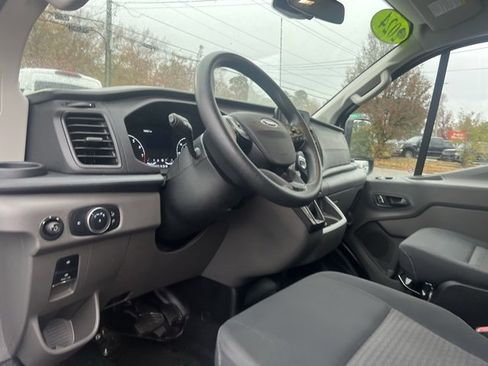 Used 2024 Ford Transit 250 Low Roof w/ Exterior Upgrade Package image 18