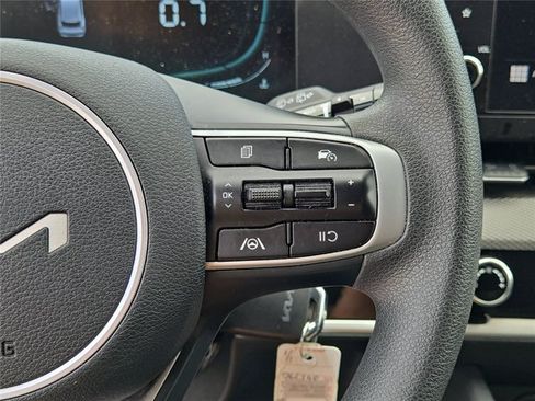 Certified 2025 Kia Sportage LX AWD/4WD image 54