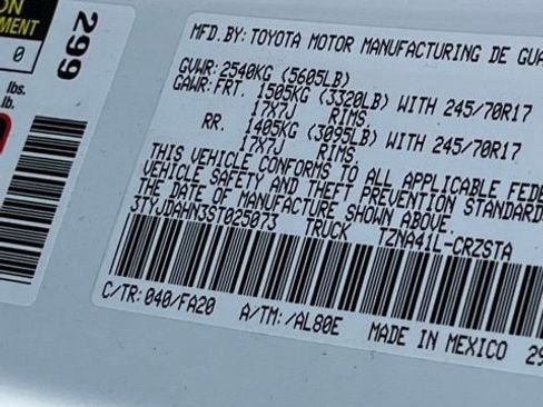 Used 2025 Toyota Tacoma SR image 23