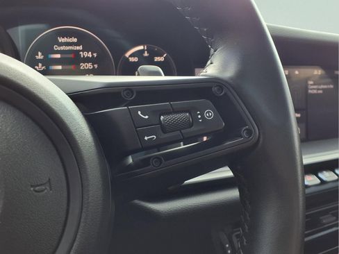 Used 2020 Porsche 911 Carrera image 20