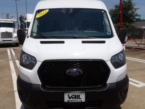 Used 2022 Ford Transit 250 Medium Roof AWD image 5
