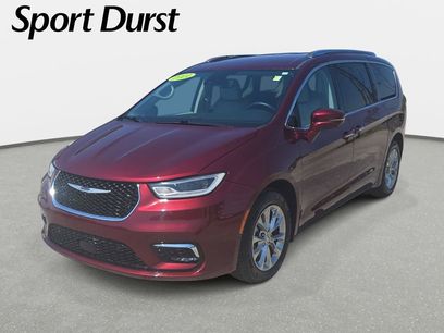 Used 2021 Chrysler Pacifica Touring-L w/ Premium & Safety Sphere Group