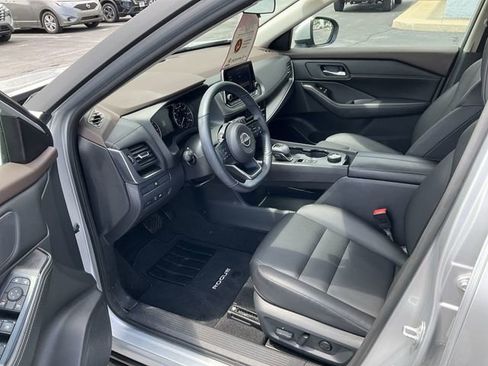 Used 2023 Nissan Rogue SV w/ SV Premium B Package AWD/4WD image 10