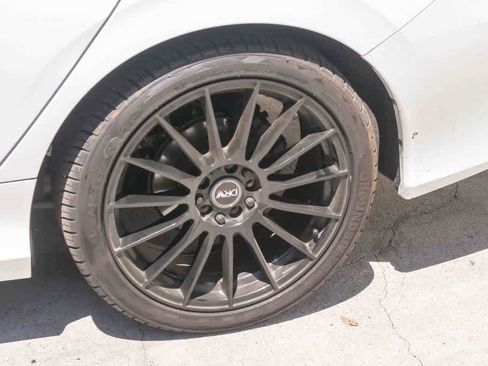 Used 2020 Honda Civic LX image 6