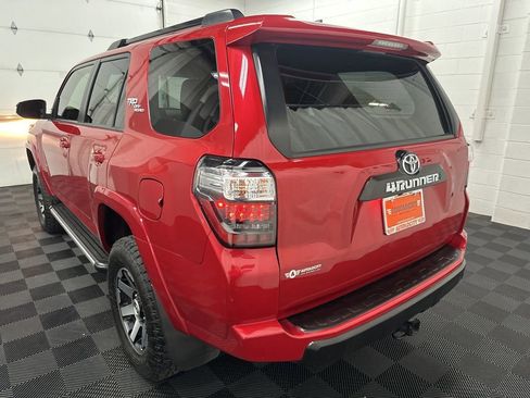 Used 2021 Toyota 4Runner TRD Off-Road AWD/4WD image 8